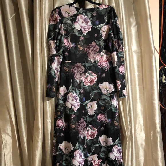 NWT RIVER ISLAND mutton sleeve floral midi dress in black - Picture 9 of 11